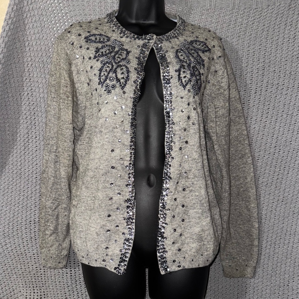 Vintage VIVIEN FOREST Size M Floral Sequin Embellished Lambswool Angora Cardigan